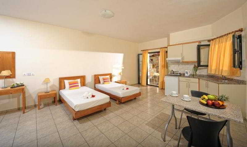 Kristalli Hotel Apartments Малія Екстер'єр фото