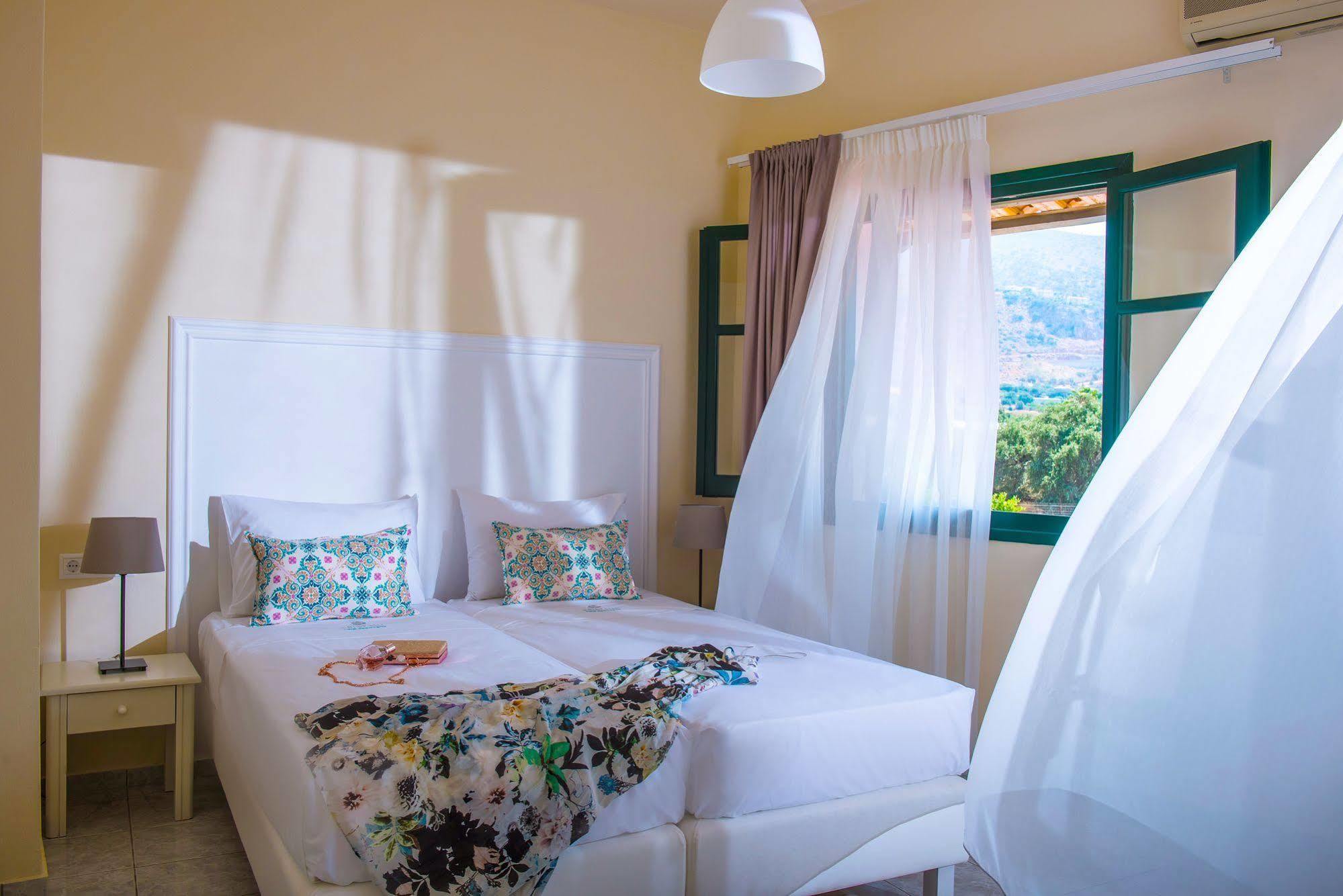Kristalli Hotel Apartments Малія Екстер'єр фото