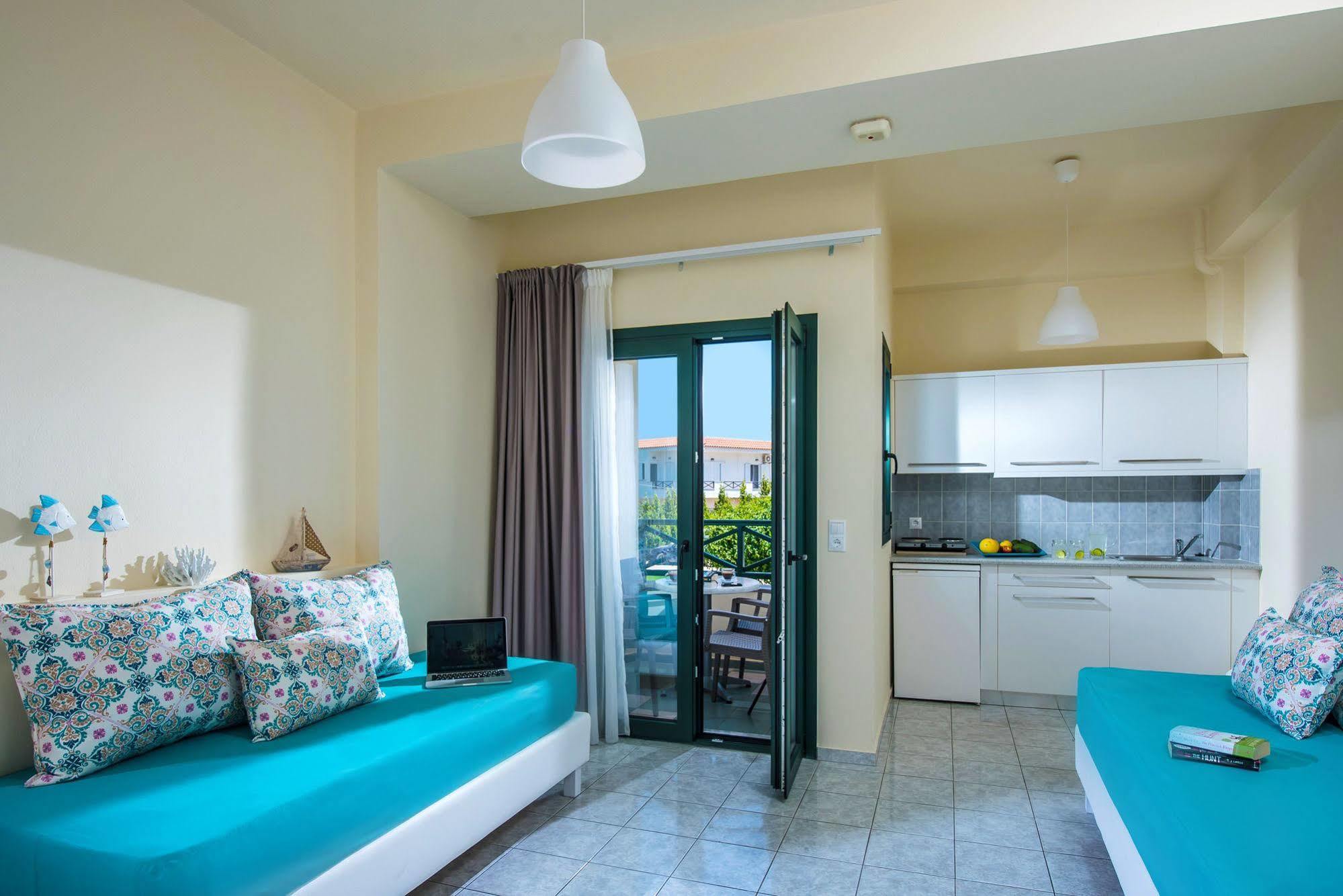 Kristalli Hotel Apartments Малія Екстер'єр фото